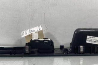 Interrupteur de leve vitre avant droit CITROEN JUMPY 3 M