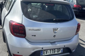 Crochet de remorquage DACIA SANDERO 2