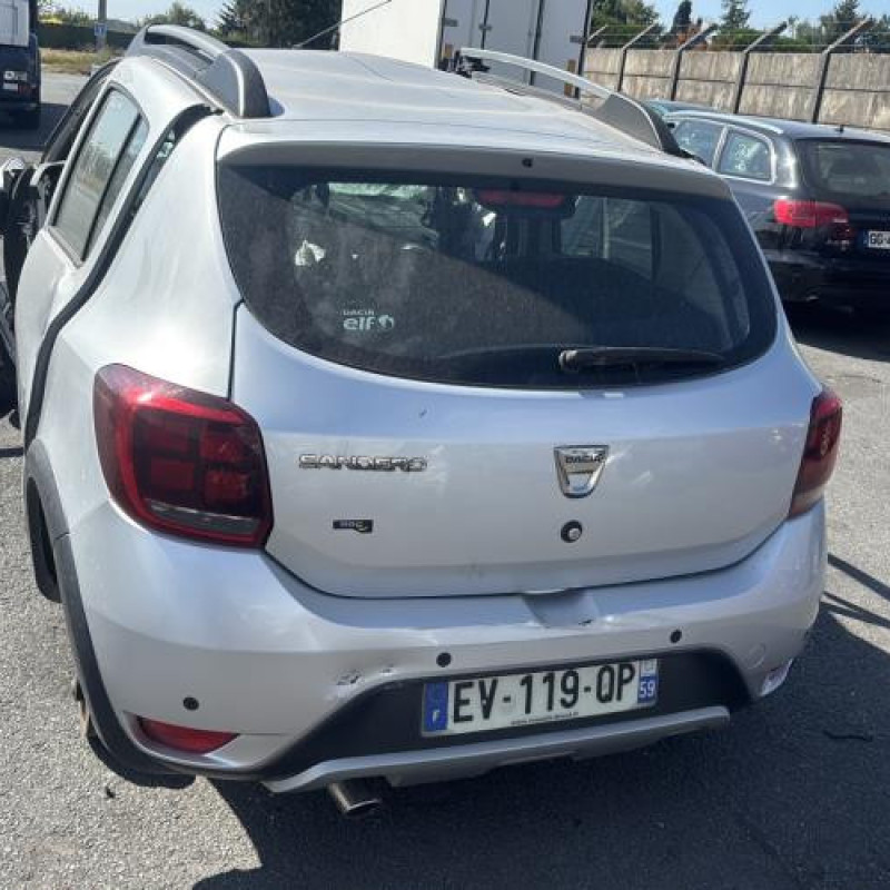 Crochet de remorquage DACIA SANDERO 2 Photo n°8