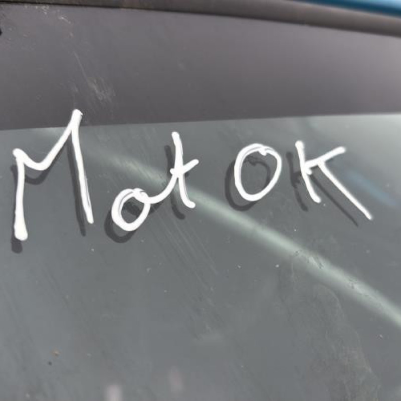 Leve vitre electrique avant gauche RENAULT TWINGO 1 Photo n°16