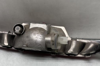 Anti brouillard arriere PEUGEOT 208 1