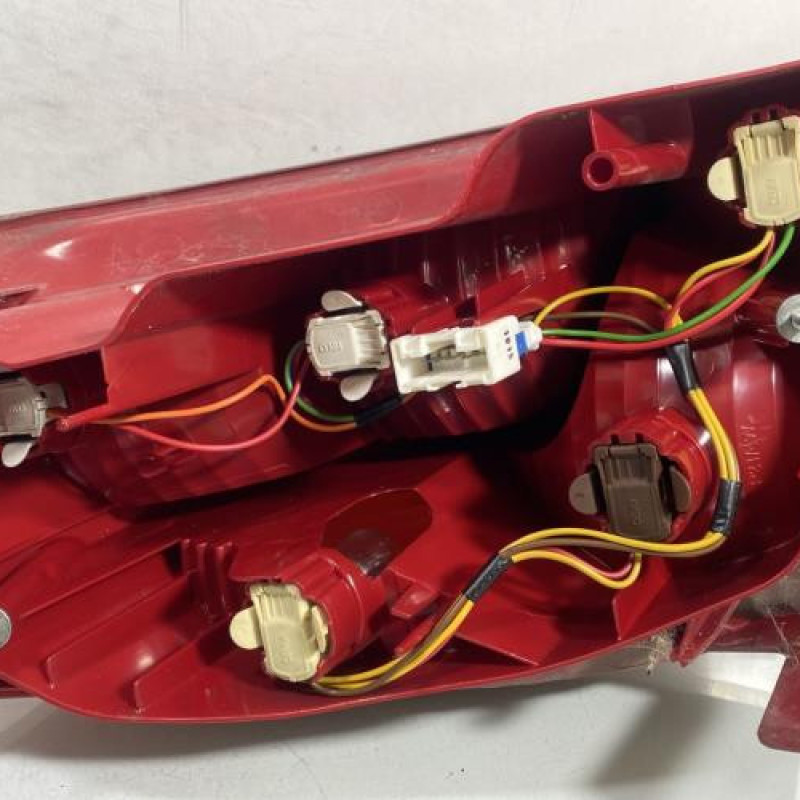 Feu arriere principal gauche (feux) PEUGEOT 407 Photo n°2