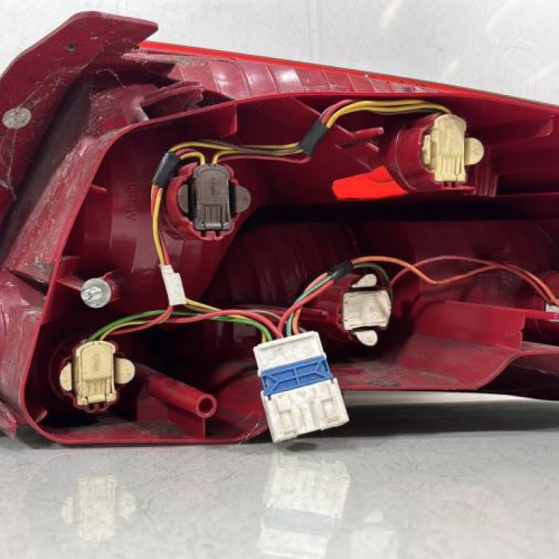 Feu arriere principal gauche (feux) PEUGEOT 407 Photo n°2