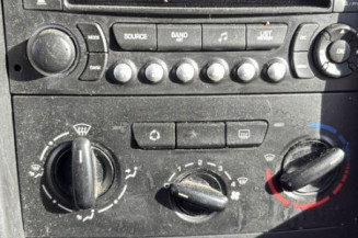 Attache ceinture avant gauche PEUGEOT 207