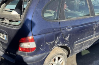 Leve vitre electrique avant droit RENAULT SCENIC 1