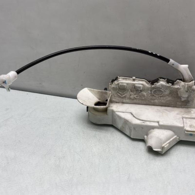 Serrure avant gauche PEUGEOT 308 1 SW Photo n°2