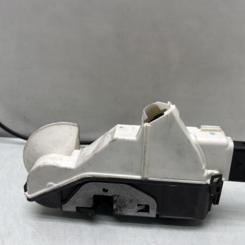 Serrure avant gauche PEUGEOT 308 1 SW Photo n°4