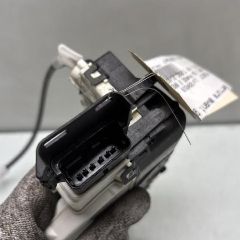 Serrure avant gauche PEUGEOT 308 1 SW Photo n°5