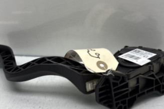 Pedale d'accelerateur PEUGEOT 208 1