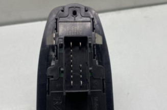 Interrupteur de leve vitre avant gauche PEUGEOT 208 1