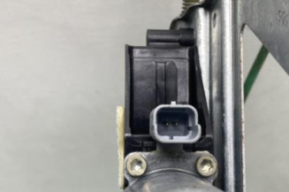 Leve vitre electrique avant droit PEUGEOT 208 1