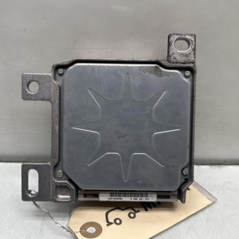 Boitier air bag RENAULT CLIO 2 CAMPUS Photo n°4