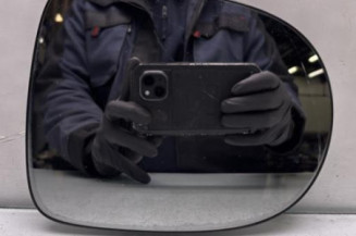 Glace retroviseur droit RENAULT CLIO 3 Photo n°1