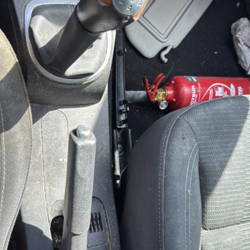 Boitier air bag RENAULT CLIO 3 Photo n°20