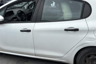 Vase de lave glace PEUGEOT 208 1