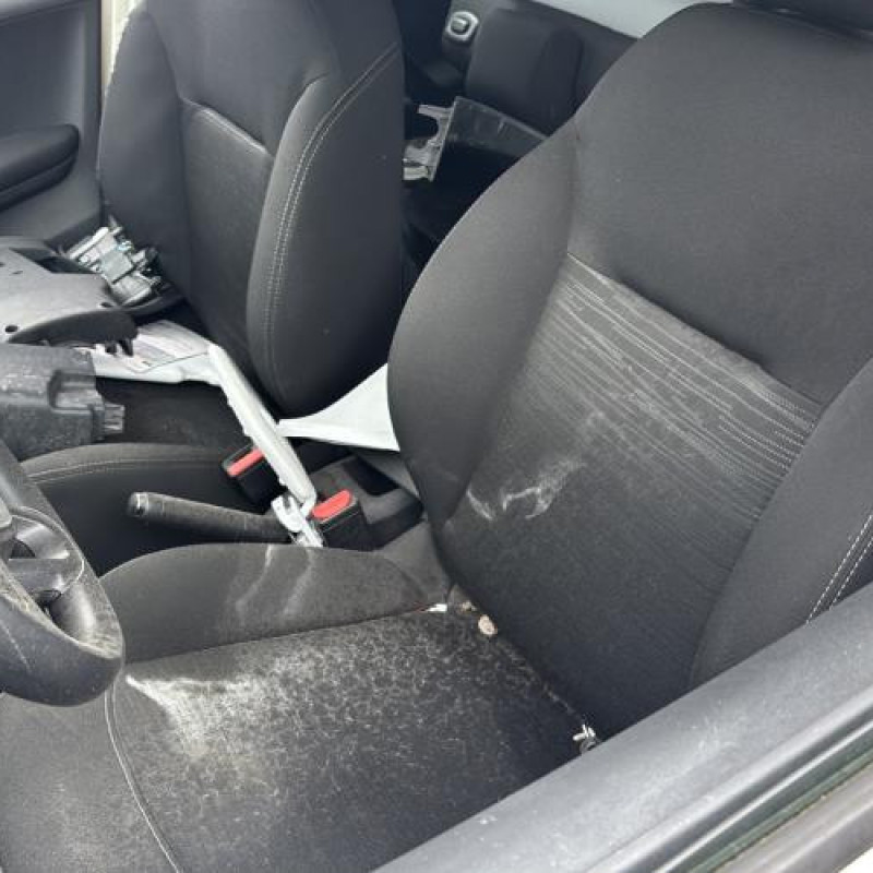 Vase de lave glace PEUGEOT 208 1 Photo n°13