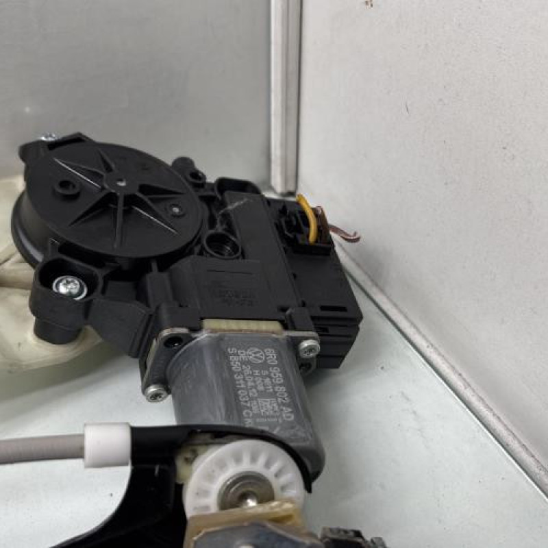 Leve vitre electrique avant droit VOLKSWAGEN POLO 5 Photo n°5