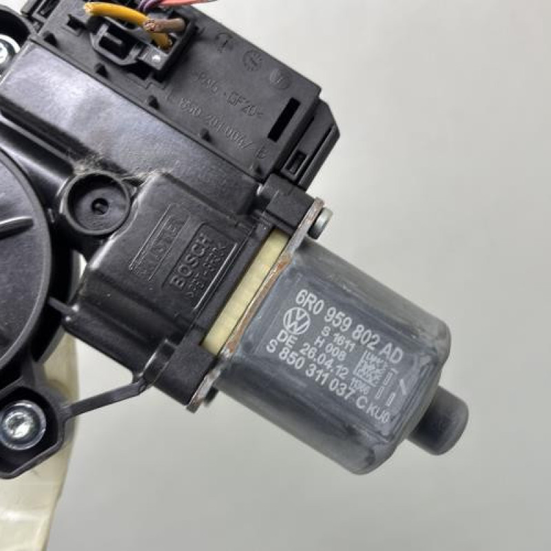 Leve vitre electrique avant droit VOLKSWAGEN POLO 5 Photo n°6
