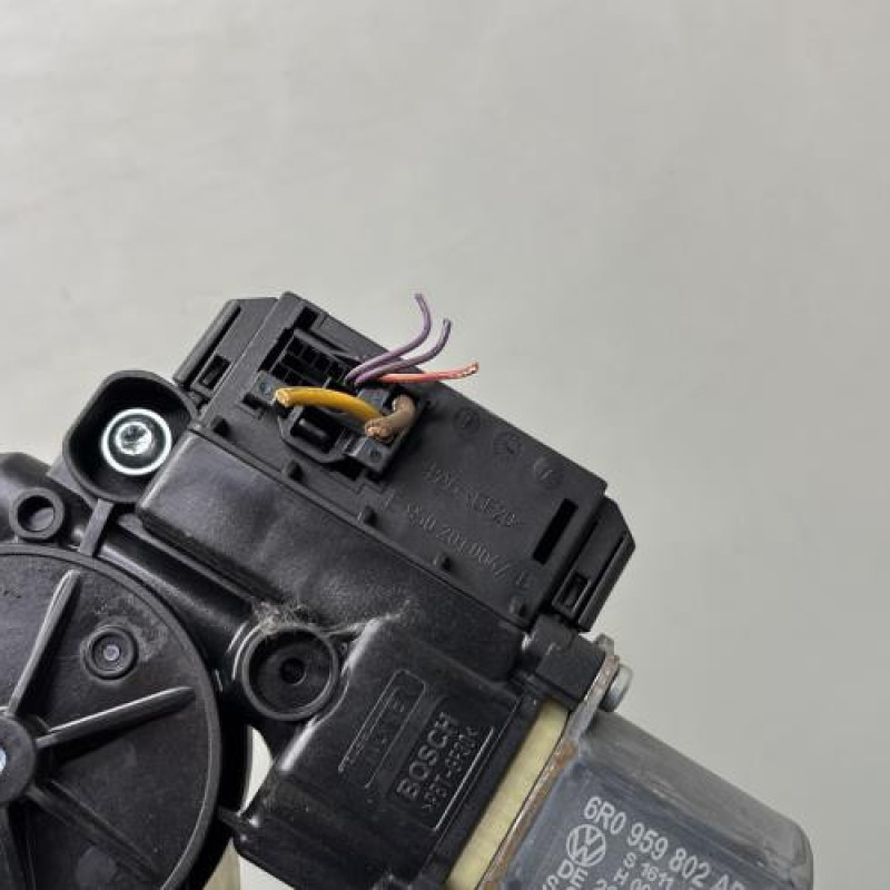 Leve vitre electrique avant droit VOLKSWAGEN POLO 5 Photo n°7