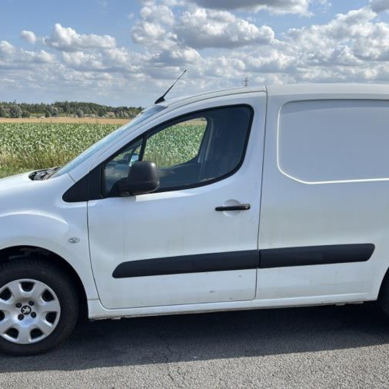 Boitier air bag PEUGEOT PARTNER 2 Photo n°7