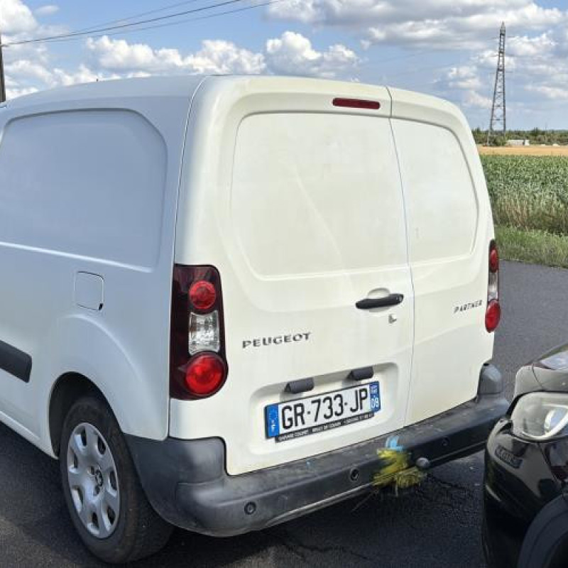 Boitier air bag PEUGEOT PARTNER 2 Photo n°8