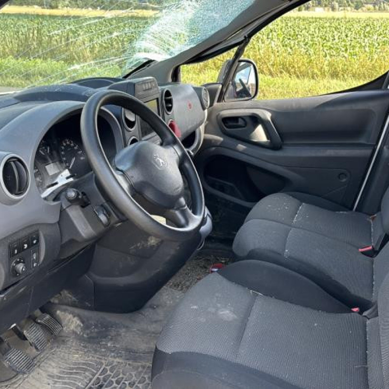 Boitier air bag PEUGEOT PARTNER 2 Photo n°9