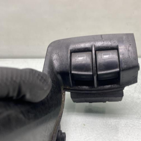 Interrupteur de leve vitre avant gauche AUDI A3 2