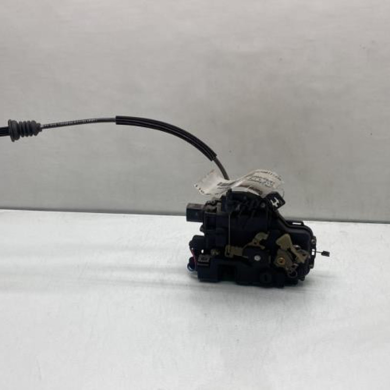 Serrure de coffre AUDI A3 2 Photo n°9