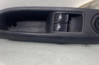 Interrupteur de leve vitre avant gauche RENAULT CLIO 2