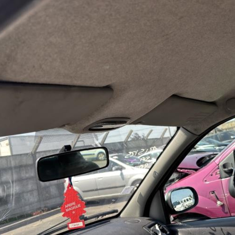 Interrupteur de leve vitre avant gauche RENAULT CLIO 2 Photo n°15