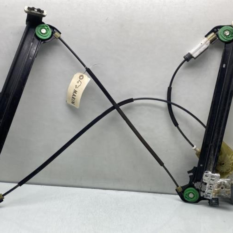 Leve vitre electrique avant gauche PEUGEOT 407 Photo n°1