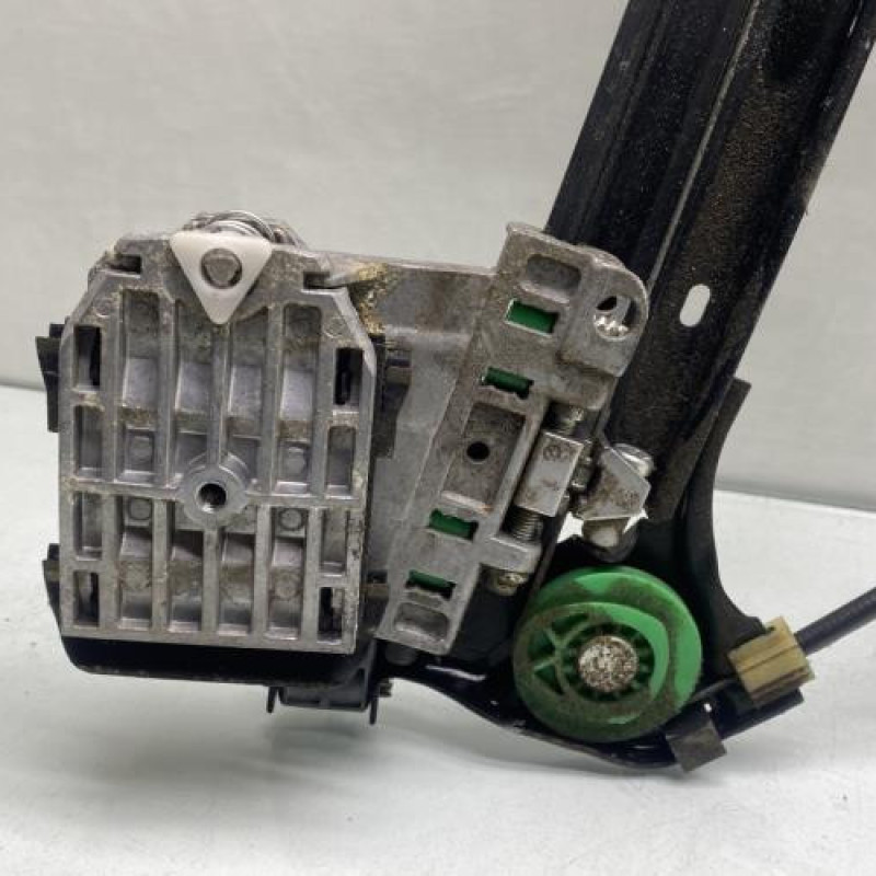 Leve vitre electrique avant gauche PEUGEOT 407 Photo n°5