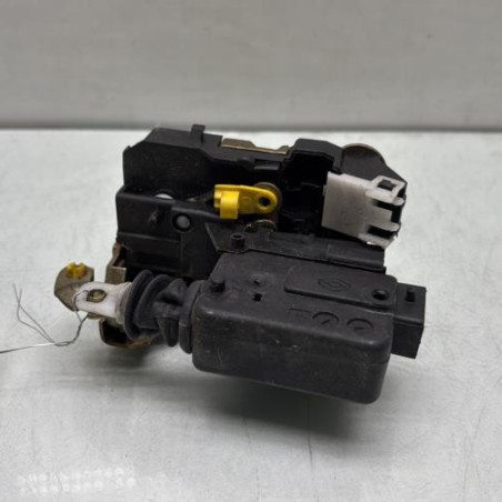 Serrure arriere gauche RENAULT CLIO 1