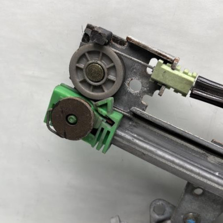 Leve vitre electrique avant gauche PEUGEOT 306