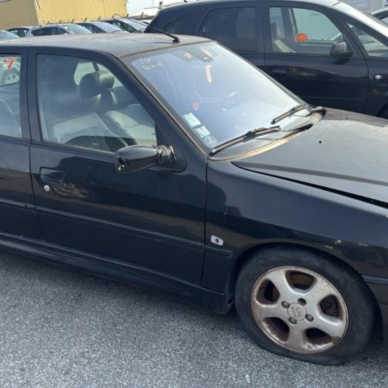 Leve vitre electrique avant gauche PEUGEOT 306 Photo n°12