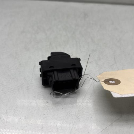 Interrupteur de leve vitre avant droit CITROEN BERLINGO 2