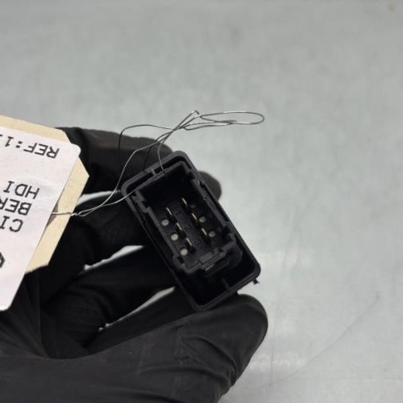 Interrupteur de leve vitre avant droit CITROEN BERLINGO 2 Photo n°3