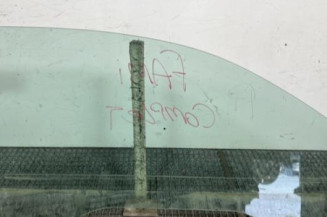 Vitre avant gauche RENAULT MEGANE 2