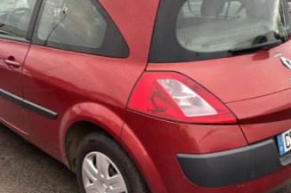 Vitre avant gauche RENAULT MEGANE 2
