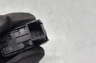 Interrupteur de leve vitre avant gauche CITROEN BERLINGO 2