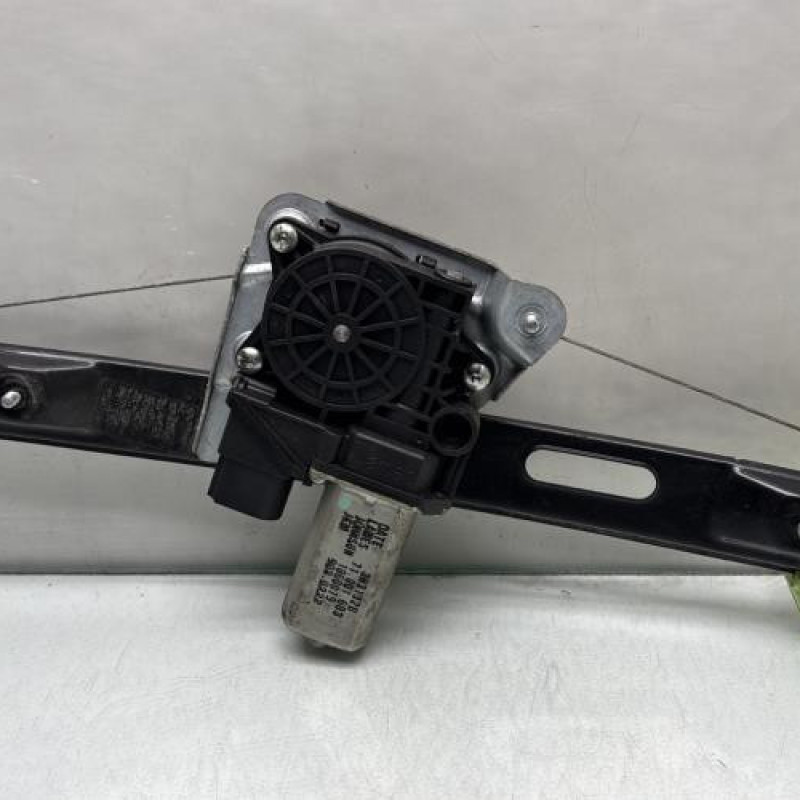 Leve vitre electrique arriere droit BMW SERIE 1 E87 Photo n°3