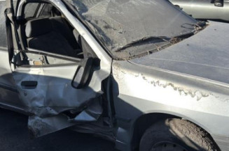 Vitre arriere droit PEUGEOT 306