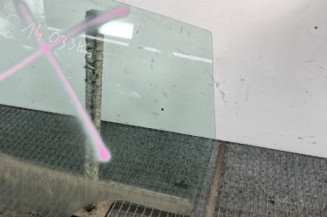 Vitre arriere gauche VOLKSWAGEN POLO 4