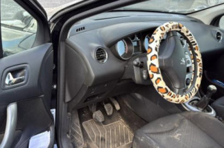 Serrure avant gauche PEUGEOT 308 1