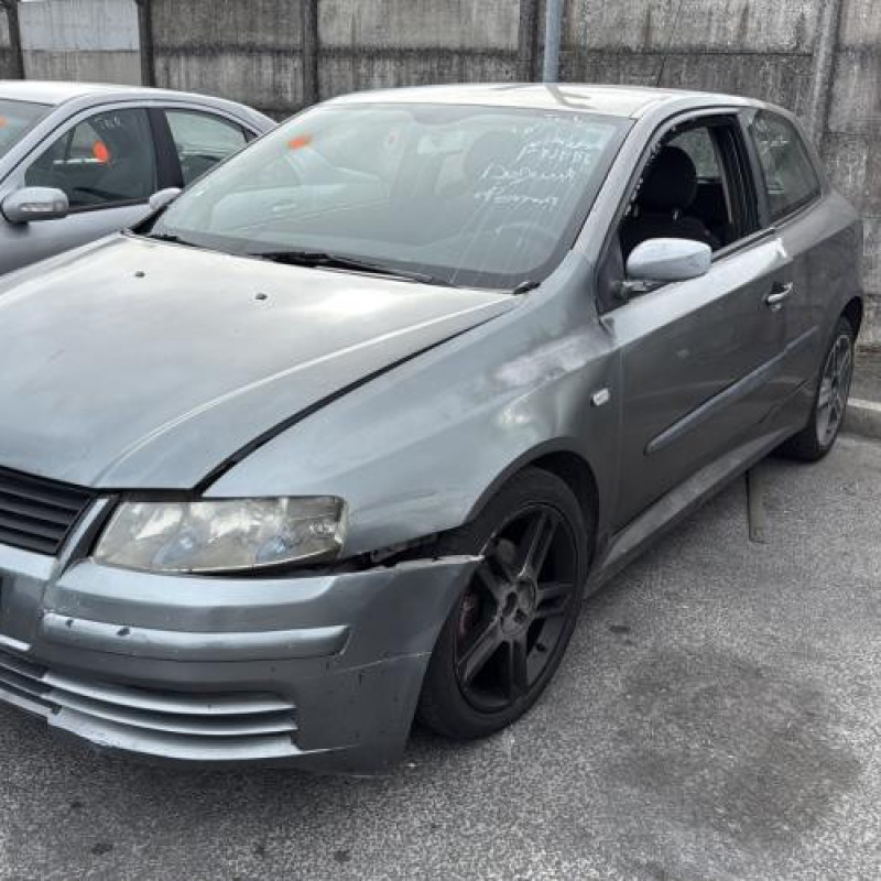 Vitre avant droit FIAT STILO Photo n°5