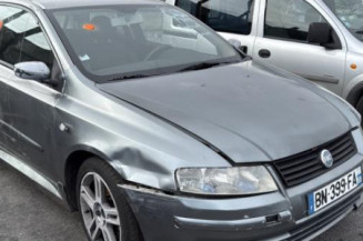 Vitre avant droit FIAT STILO