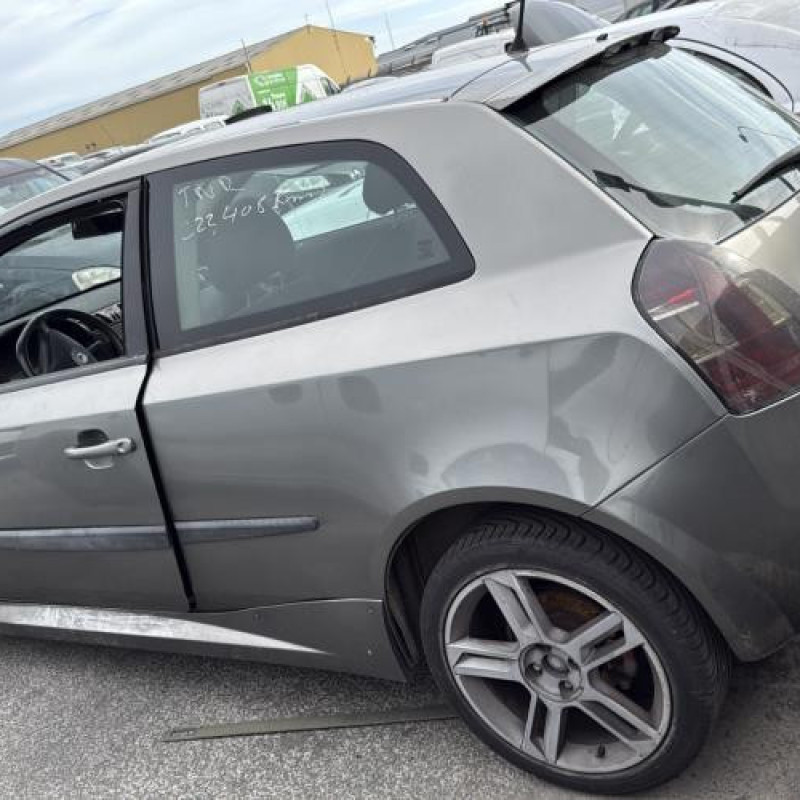 Vitre avant droit FIAT STILO Photo n°10
