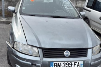 Vitre avant droit FIAT STILO