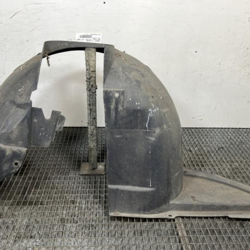 Pare boue avant gauche PEUGEOT 307 Photo n°1