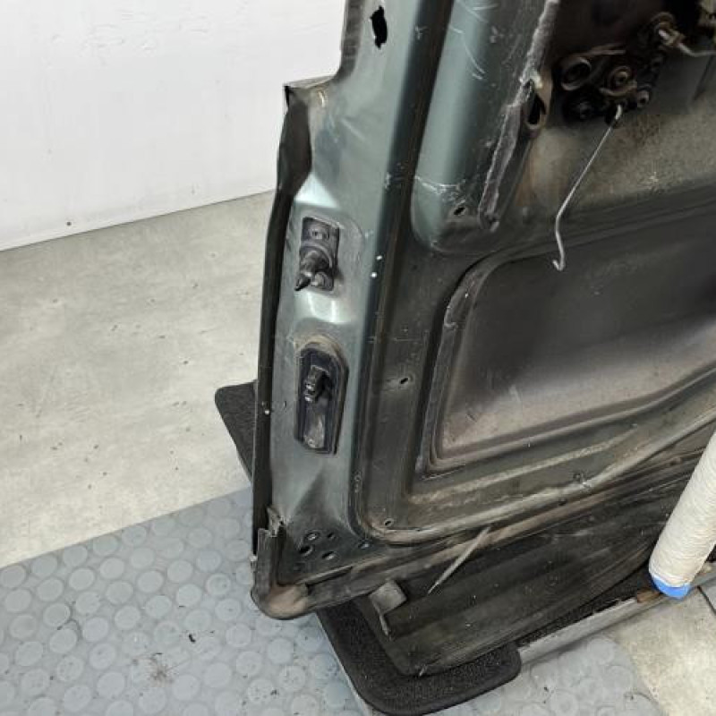 Porte laterale droit PEUGEOT PARTNER 1 Photo n°4